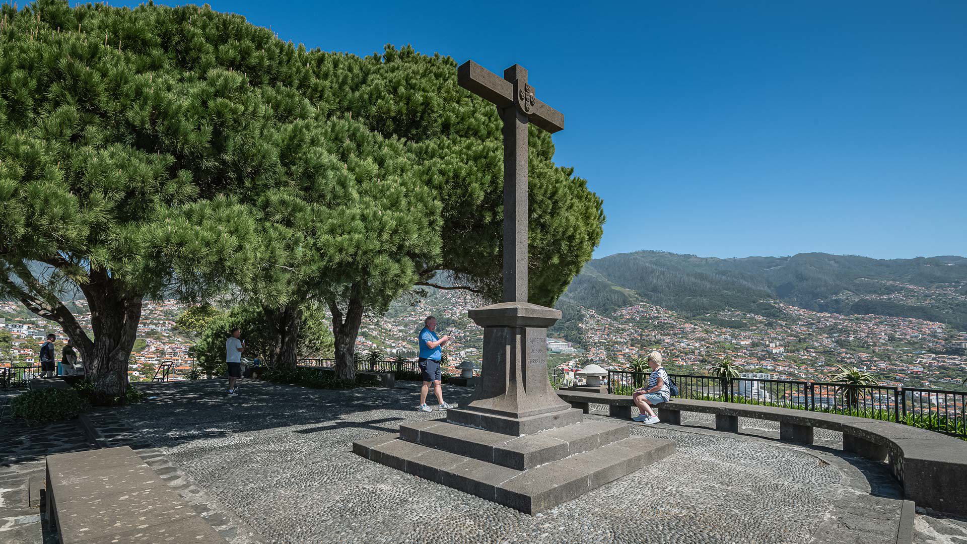 pico dos barcelos viewpoint 8